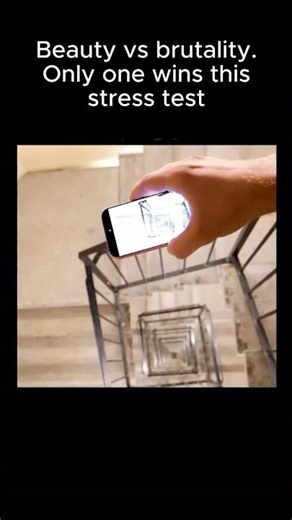 Design vs durability collide in this brutal stress test—and the outcome says everything. 📱💥