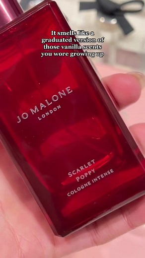 Jo Malone Scarlet Poppy: Grown-Up Vanilla Perfume Review