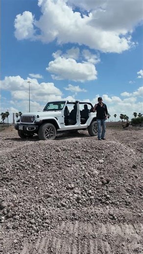 They left us without doors 🤦🏻‍♂️ #jeep #offroad #jeepwrangler