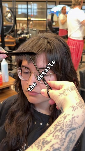 Textured Bangs Tutorial with Thinning Scissors