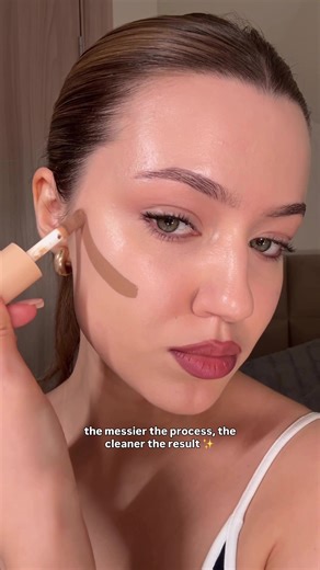 Good thing our new Liquid Bronzer is so easy to use for a soft, sunkissed glow. 🤩☀️ @Anya Innes wears West Beach, NOW AVAILABLE with the rest of our Liquid Bronzer shades! 🛍️
