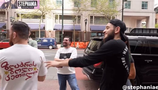 Merab climbed up the side of a building to take a picture with a fan who was window cleaning 😭“Don’t be nervous brother. I’m just regular guy like you. 7 years ago I was working construction too.”(via @stephaniae__)
