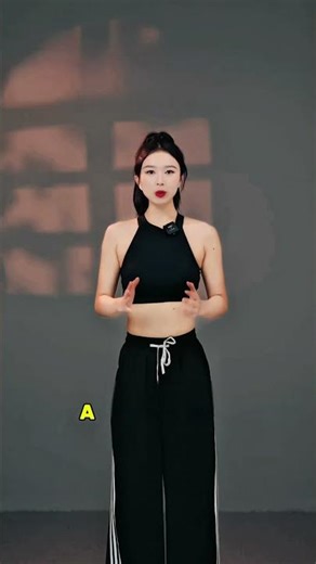 Back Training for a Lifted Look | 5 Simple Exercises to Define Shoulders & Collarbones