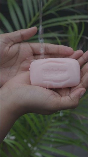 Get Naturally Glowing Skin | Trishglow Medicated Soap for Daily Skincare