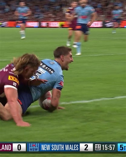 Great hands as Lomax strikes for the Blues! 💥 #Origin | NRL