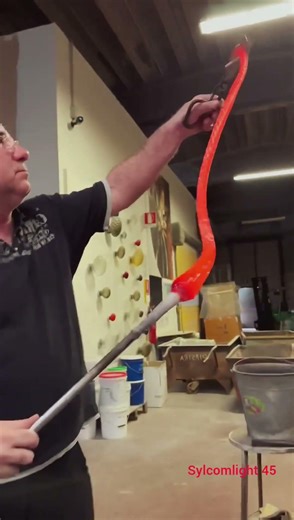 Small actions can make a big difference 💙 Never underestimate the power of kindness!