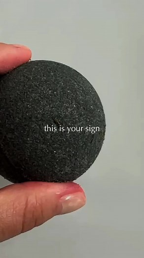 85K views · 34 reactions | Note to self! Transformă baia într-un ritual senzual și cozy cu aromă caldă de piper roșu și ambră. Mood intens. Relaxare completă. | NALA Natural Cosmetics | Facebook