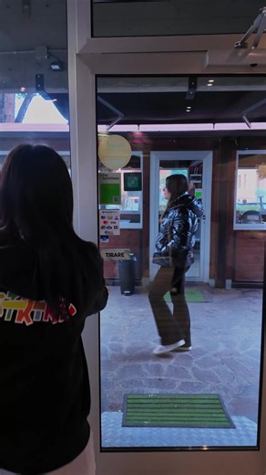 Cosa stai aspettando? Vieni da Strike 🍔💙 #streetfood