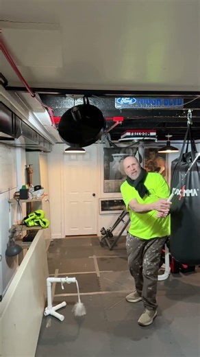 GOLF SWING PRACTICE TARGET Joe Practice Hit Rope Optical Fiber Target Practice