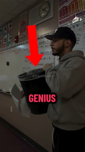This Teacher Pranked His ENTIRE Class! 😂😭(@b_number5ive)