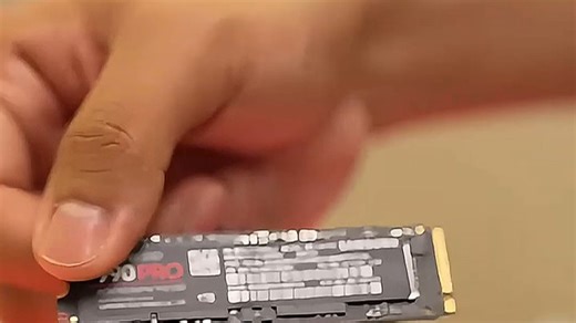 三星固态硬盘安装便捷外观时尚高性能存储解决方案