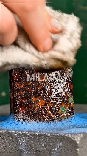 The cleaning fluid works without compromise.