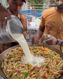 White Sauce Pasta | Yum Yum India