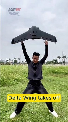 Delta Wing RC Plane – Total First Flight Freakout!