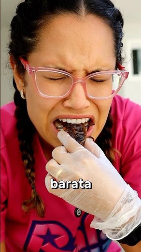 COMENDO BARATA NA FRENTE DO MEU NAMORADO! #shorts