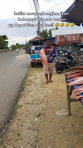 Sombong amat 🤣🤣🤣🤣 #fishing #komedimancing #efyp | Dar Lin Ling