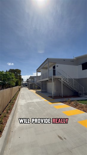 These modular homes in Mackay were funded and approved under Labor, helping Queenslanders get safe, affordable housing. This is just one of many projects across regional Queensland delivering affordable homes for people who need them most. The Crisafulli Government is trying to con you by taking credit for projects like this, when all they've done is axe affordable housing projects across the state. ✂️ It you want to keep pressure on the Government to act - build affordable housing, not cut proj