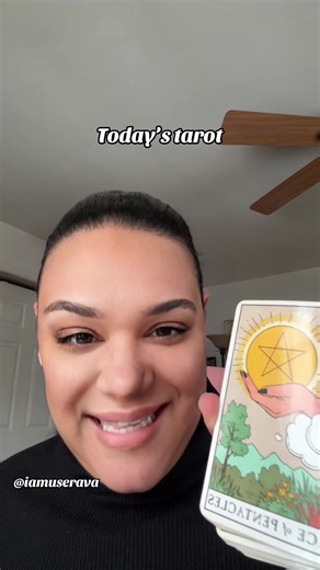 iamuserava (@iamuserava)’s video of Tarot Card Readings