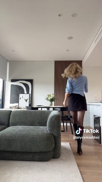 Me and My Green Lounge: A Cozy Escape