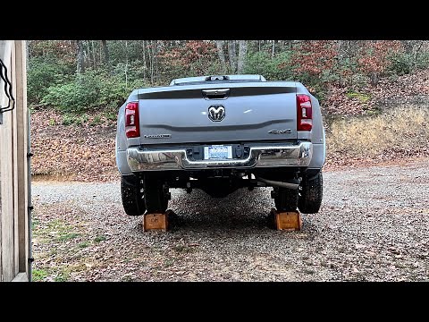 2022 Ram 3500 B&W turnover ball Gooseneck hitch install