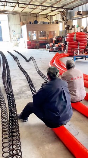 How Do They Thread the Spiral Core into the Flexible Pipe?#craft #satisfyingwork