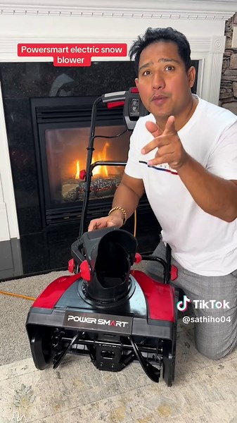 Powersmart electric snow blower #snow #winter #freezingweather #cold #electric #powersmart #snowflake #powertools #foryoupage #snowblower