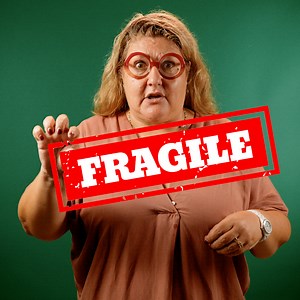 « Un Français sur quatre replonge dans un second burn-out. » Reprendre le travail trop tôt après un burn-out peut être dangereux. Alors comment s'y prendre ? La réponse avec Karine Trioullier, aka Career Kueen sur TikTok et consultante RH. | Welcome to the Jungle France