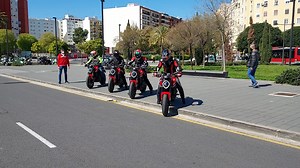 Nueva Ducati Monster 2021. Pruebas con Prensa. | Ducati
