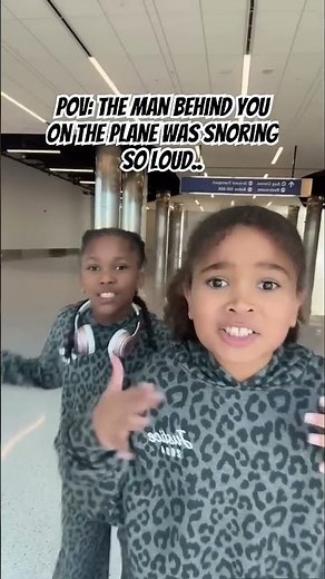 POV: How they felt about the snoring man on the plane 🤣 ‪@elysiasymone‬ #shorts #funny #scarlett