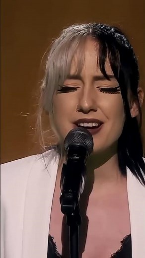 Her Final Push Got ALL 4 Chairs #blindaudition #thevoice #shorts