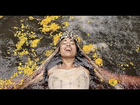 Michael Franti & Spearhead - Summertime Is In Our Hands (Radio Remix)