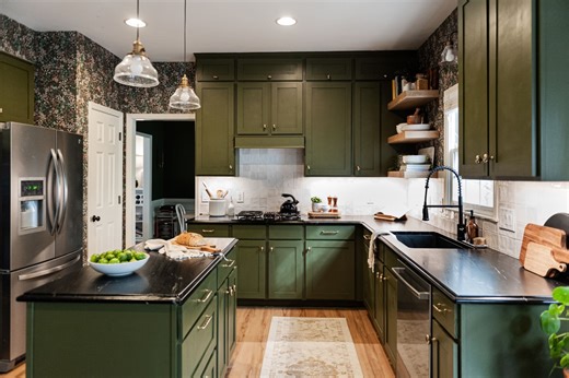 We Asked Designers Which Kitchen Cabinet Paint Color Always Works (and They All Agreed!)