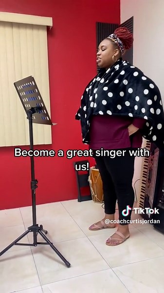 Vocal Training Courses to Improve Your Singing Skills