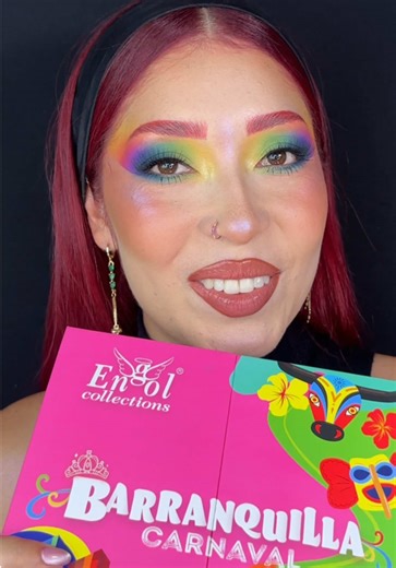 Crear Maquillaje Colorido con Paleta Barranquilla