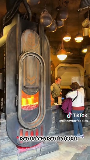 Top 10 Snacks at Disney’s Hollywood Studios 2024