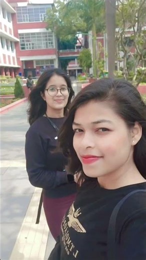 #song #fashion song viral #lifeisbutadream #viralvideo