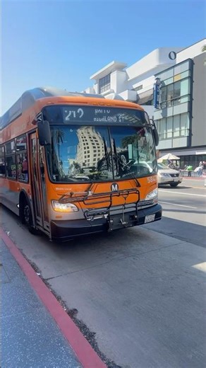 La Metro Bus