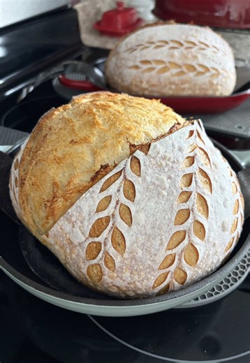 Mastering Sourdough Bread Scoring Techniques