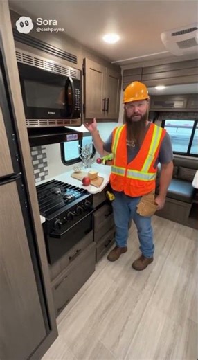 Why Contractors Want This Camper!