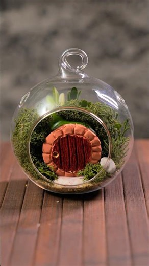Hobbit-hole terrarium 🌿🧙 | Lord of the Rings inspired mini world DIY