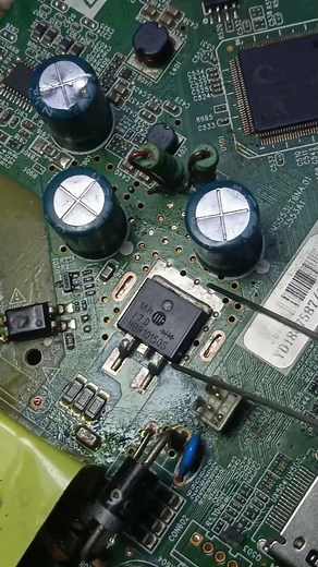 17K views · 150 reactions | HBR10150 APPLICATIONS ✓ High frequency switch power supply ✓ Free wheeling diodes, polarity protection applications" FEATURES ✓Common cathode structure ✓Low power loss, high efficiency ✓High Operating Junction Temperature ✓Guard ring for overvoltage #datasheet #diode #electronic | Hanan Al Kahfi | Facebook