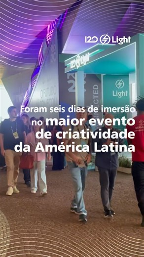 No Rio2C, mostramos que a Light vai muito além da energia. ⚡ Celebrando nossos 120 anos, levamos ao maior encontro de criatividade e inovação da América Latina experiências que unem tecnologia, interatividade e impacto social. Teve painel sensorial com luzes e energia ativadas pelo movimento, ativação imersiva com a nossa história, apresentações sobre sustentabilidade, inovação e o futuro do setor elétrico. ♻️ E para fechar com emoção, a Orquestra Light da Rocinha no palco, mostrando que nossa e