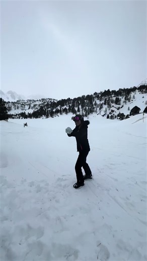 Ski Fails Compilation: Hilarious No-Sneeze Moments