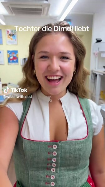 Vintage Dirndl Styles for Oktoberfest Celebrations