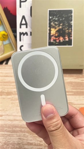 Best Wireless Power Bank for iPhone Charging