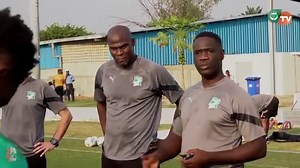 Séance d’entraînement des éléphants. | SOUTIEN AUX ÉLÉPHANTS