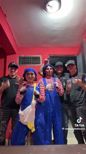 @menikeoficial dándolo todo jaja ❤️🫶🏻❤️🫶🏻