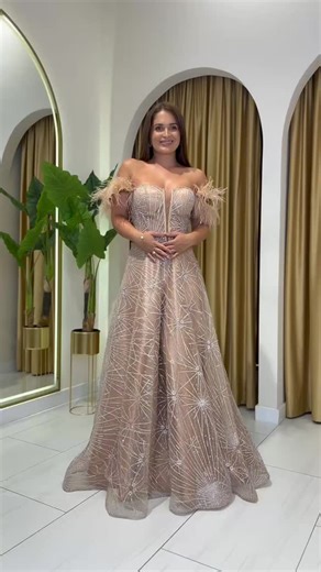 3.5K views · 15 reactions | ✨✨ NOVA KOLEKCIJA ✨✨ Posjetite nas :  Sarajevo , naselje Bulevar-Stup  Tuzla, TC Omega II sprat  Živinice , Alije Izetbgovića bb ▪️ Robu šaljemo i brzom poštom u sve gradove BiH ! ▪️ Poštarina iznosi 11,00 KM ! ▪️ Mogućnost zamjene, novac ne vraćamo ! | Erlej-Exclusive | Facebook