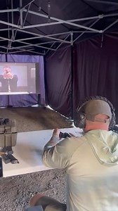 Glock 17 Ballarino Duel: Build Fast, Shoot First