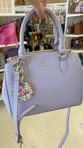 Spring COLOR is in full bloom at bealls with these new arrivals!🌼🌷🌸 #bealls #handbags #springhandbags | bealls